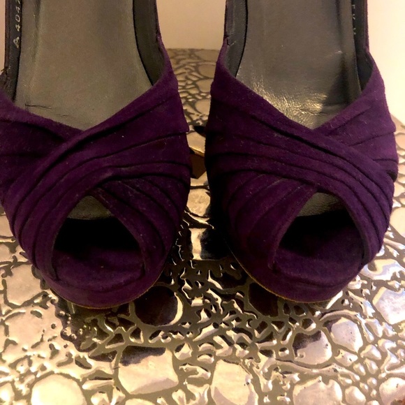 Stuart Weitzman Peep toe Pumps - Picture 6 of 8